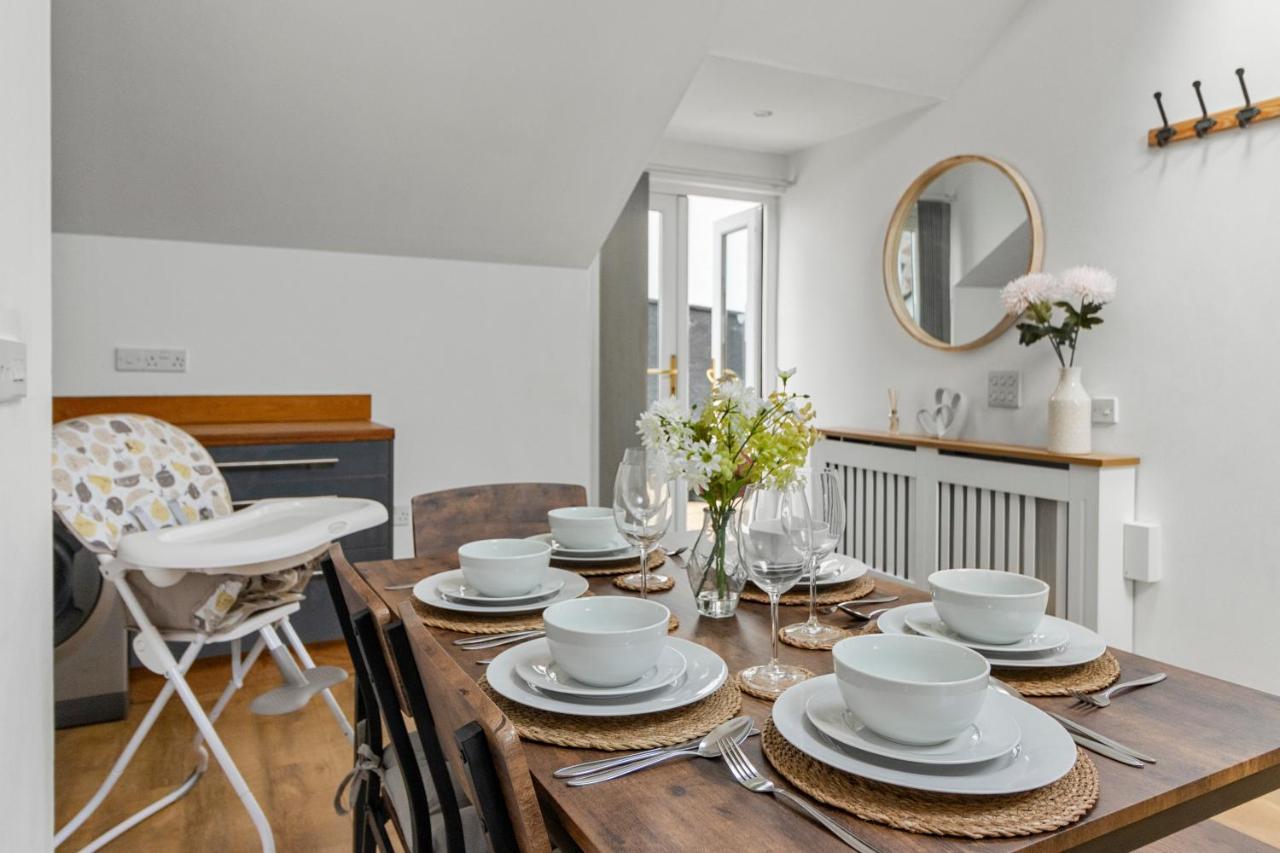 Stunning Sea View Whole Home In Torbay Close To Beach Torquay Bagian luar foto
